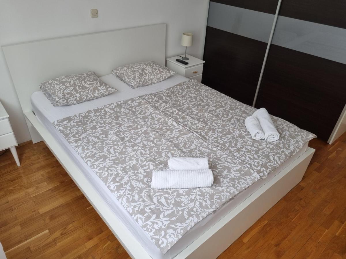 Apartment Lana Сплит Екстериор снимка